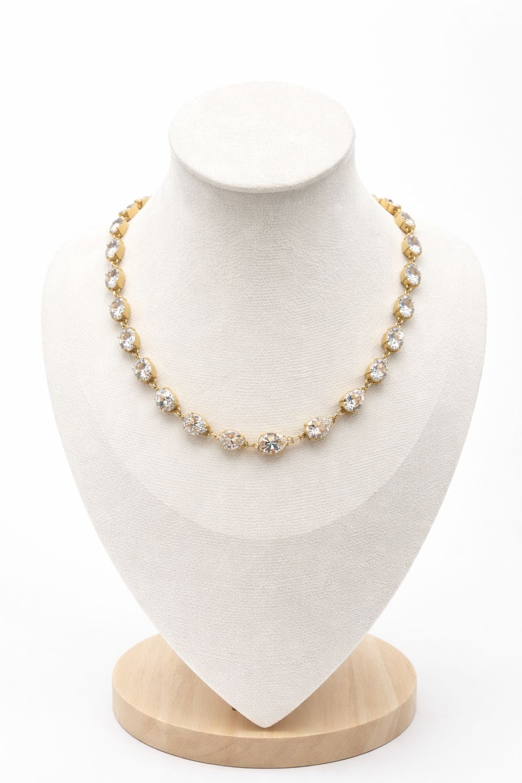 Girocollo goccia in acciaio